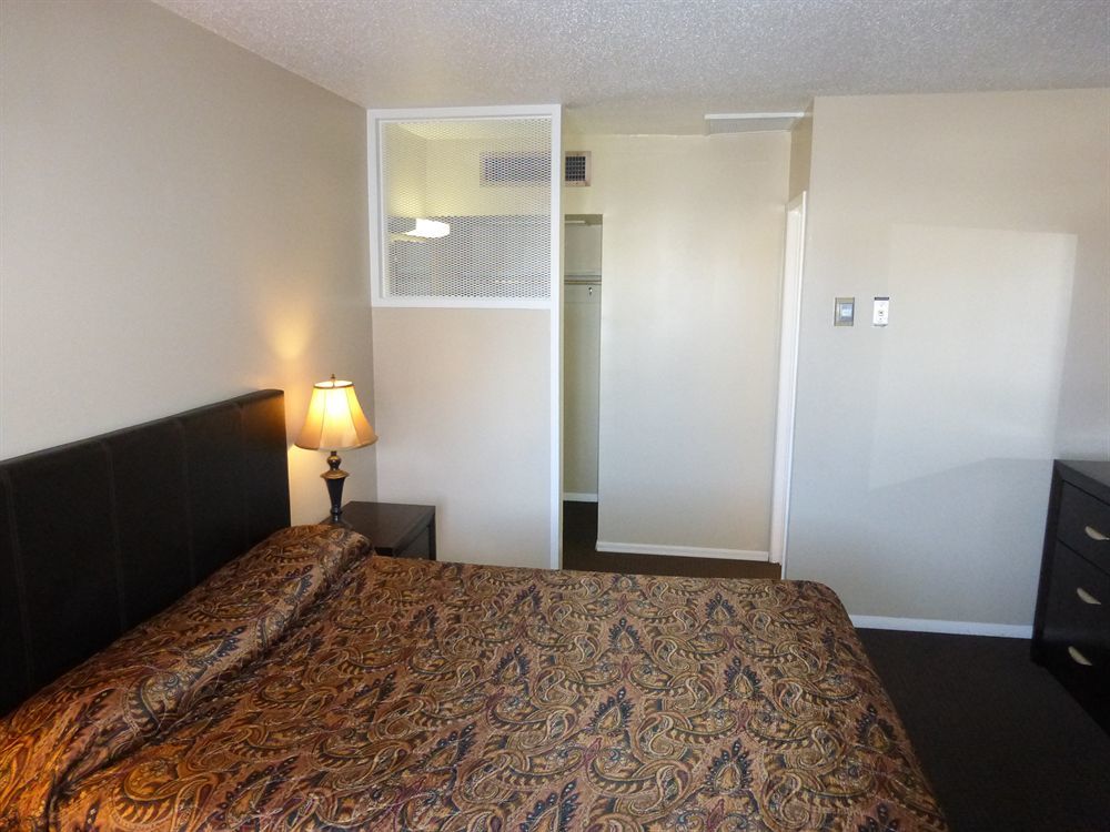 Travel Inn Laramie Extérieur photo